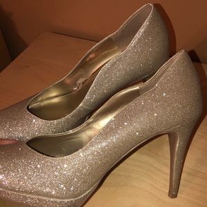 Fioni champagne high heel pumps